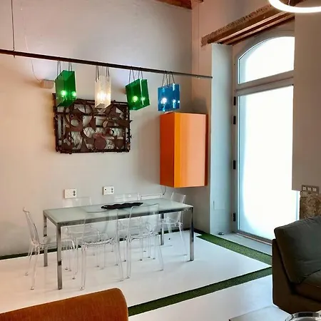Traditional Townhouse With Private Rooftop Terrace Lejlighed